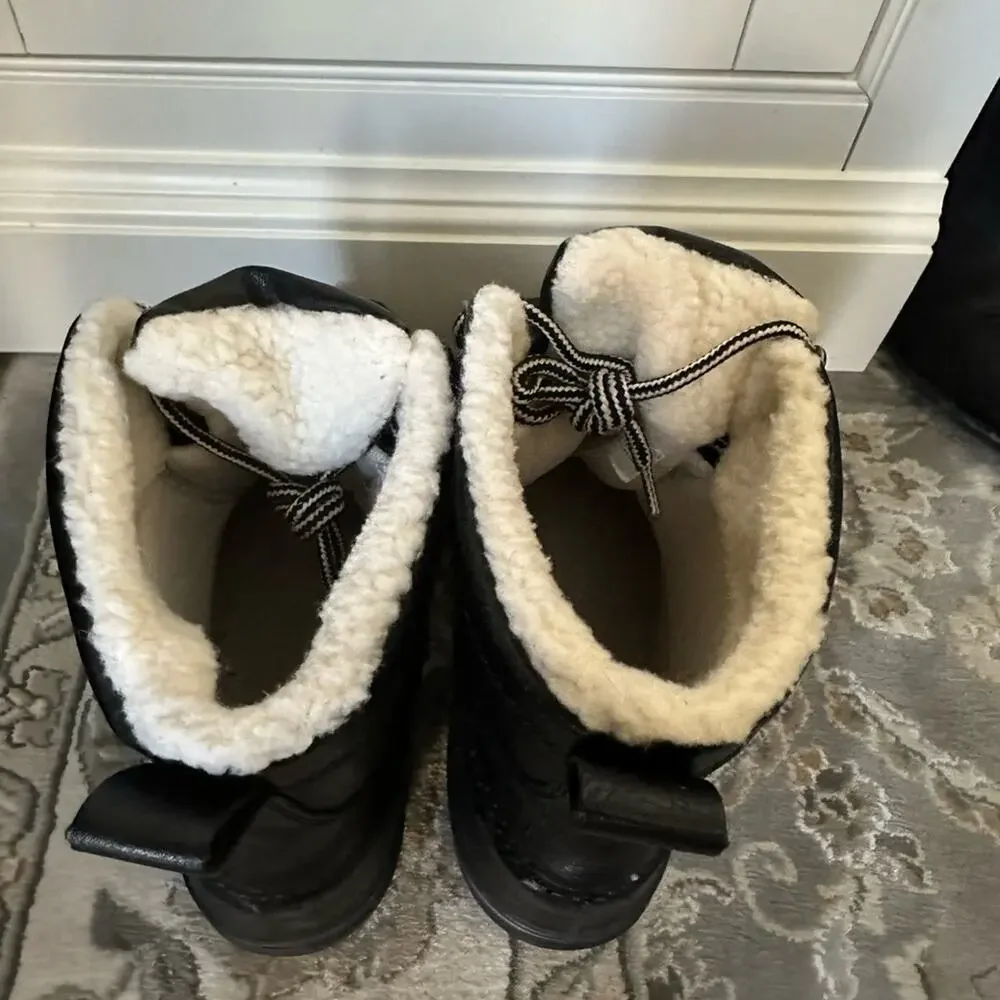 London Fog Unisex Boots, Size 4